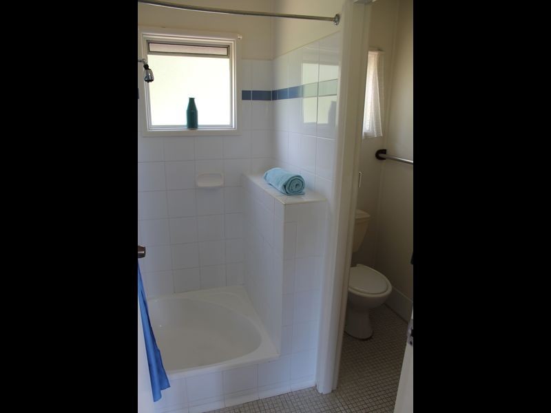 7 Euroka Ave, Malua Bay NSW 2536