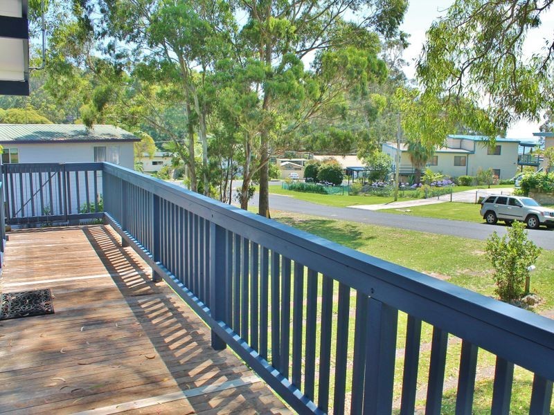 7 Euroka Ave, Malua Bay NSW 2536
