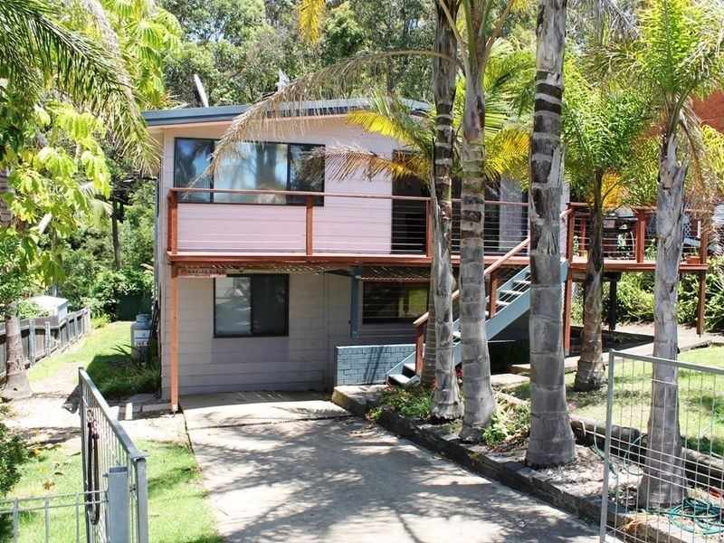357 George Bass Drive, Malua Bay NSW 2536
