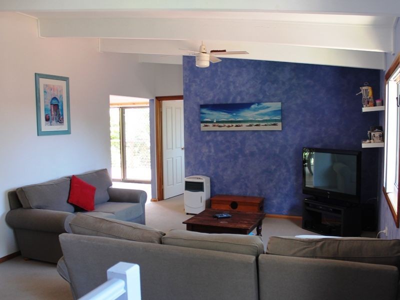 357 George Bass Drive, Malua Bay NSW 2536