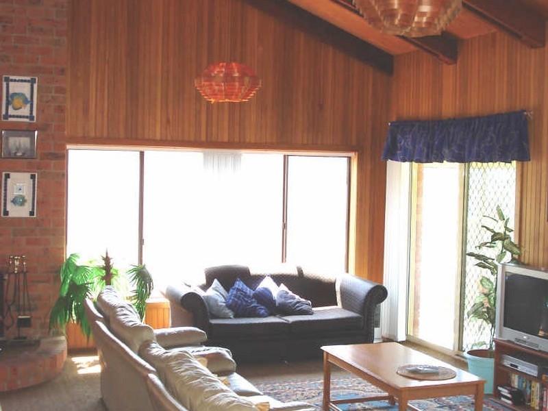 53 Iluka Avenue, Malua Bay NSW 2536