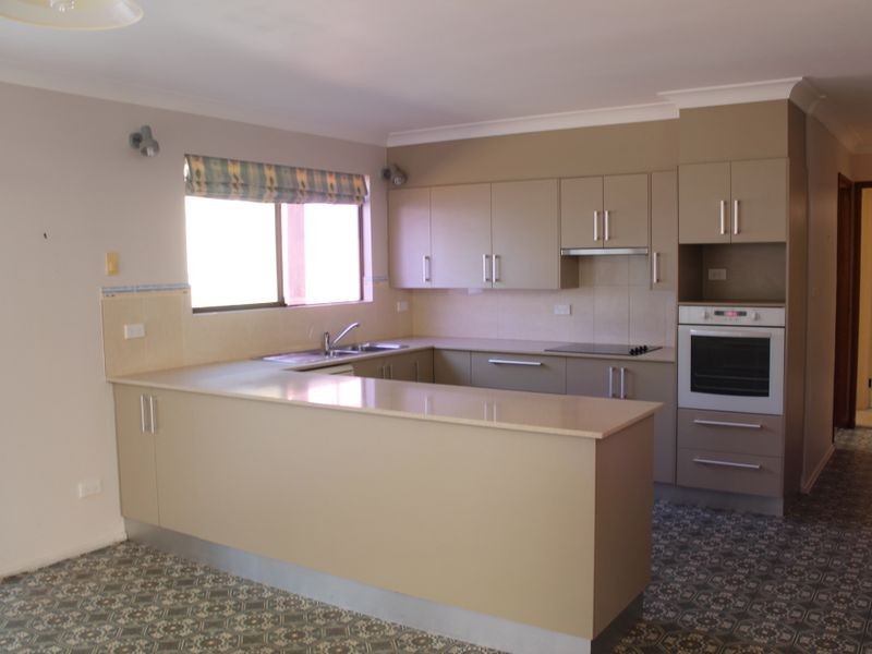 8 Illabunda Drive, Malua Bay NSW 2536