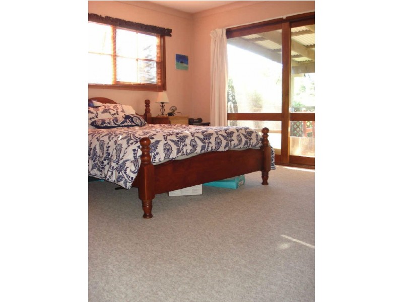 20 Veitch Street, Mogo NSW 2536