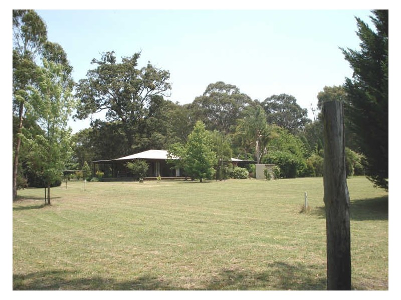 Highway Fr Princes Highway (JEREMADRA), Mogo NSW 2536