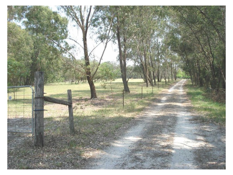 Highway Fr Princes Highway (JEREMADRA), Mogo NSW 2536