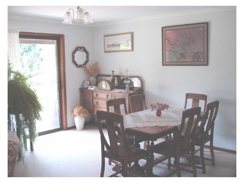 Highway Fr Princes Highway (JEREMADRA), Mogo NSW 2536