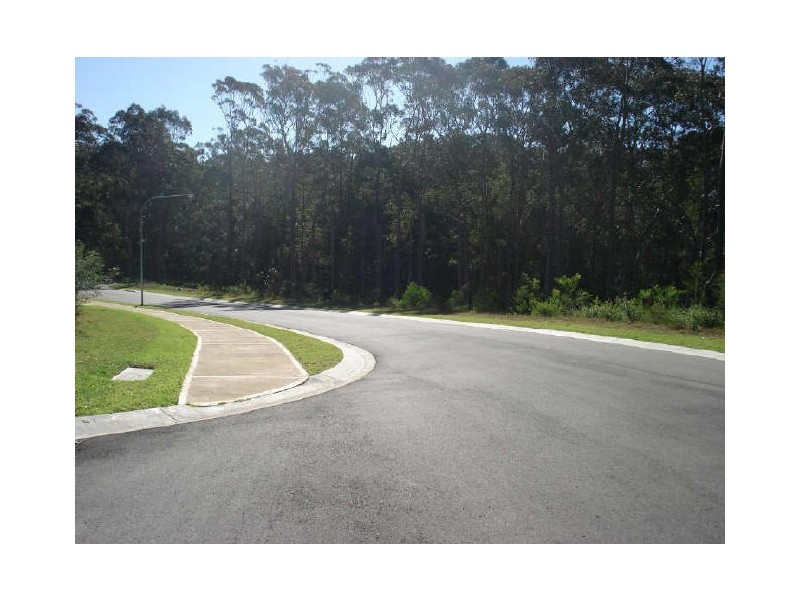 9 Banksia Avenue, Malua Bay NSW 2536