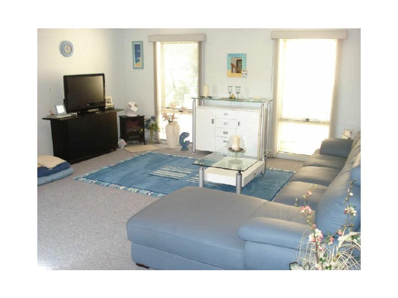 8 Mimosa Place, Malua Bay NSW 2536