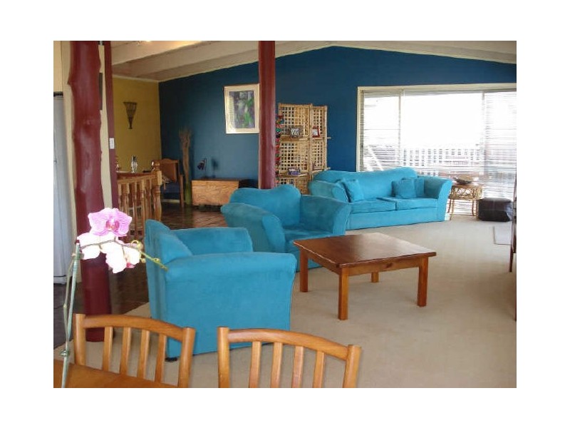 19 Forest Parade, Tomakin NSW 2537