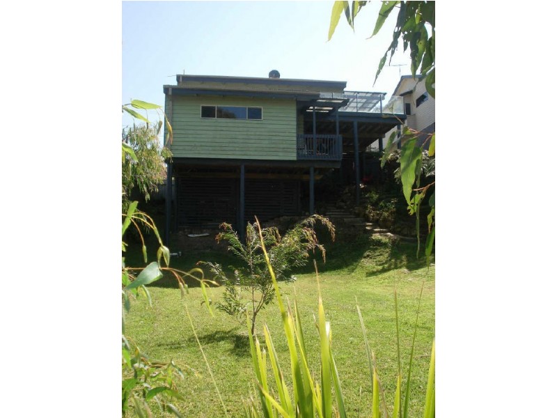 19 Forest Parade, Tomakin NSW 2537