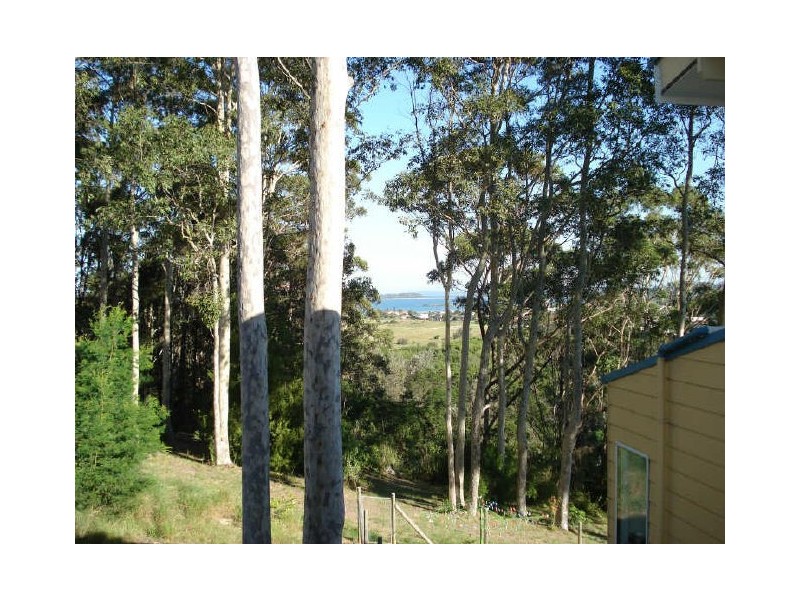 69 Forest Parade, Tomakin NSW 2537