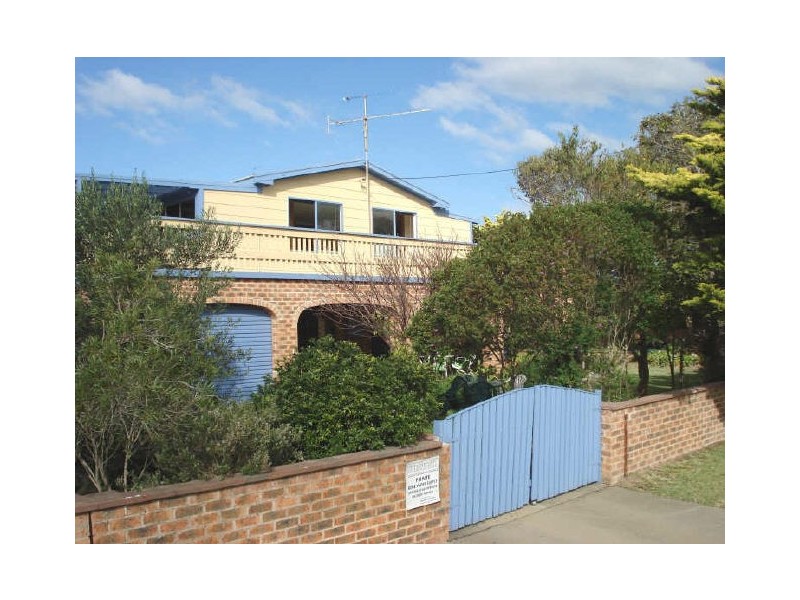 19 Heath Street, Broulee NSW 2537