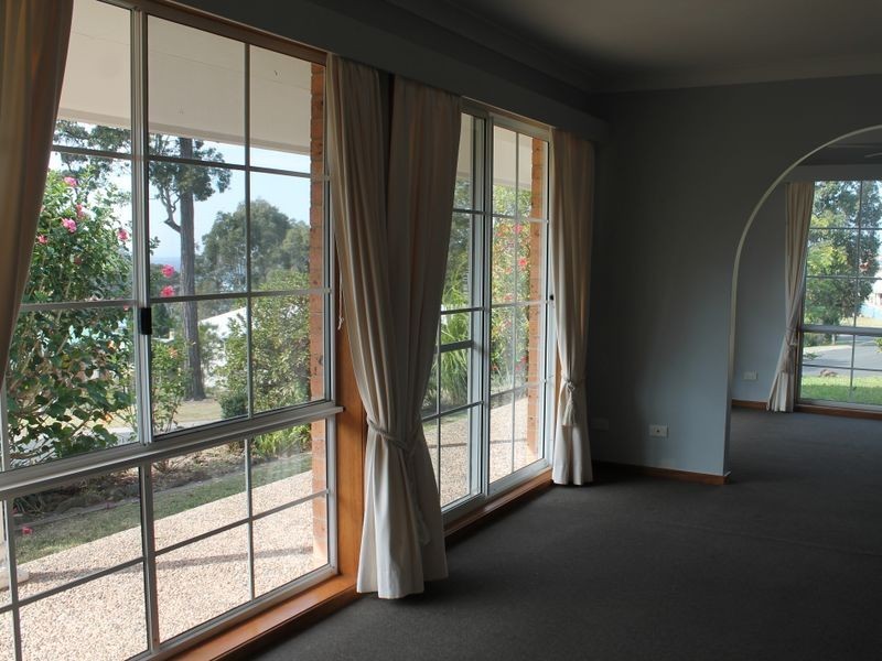 2 Kurrara Close, Malua Bay NSW 2536