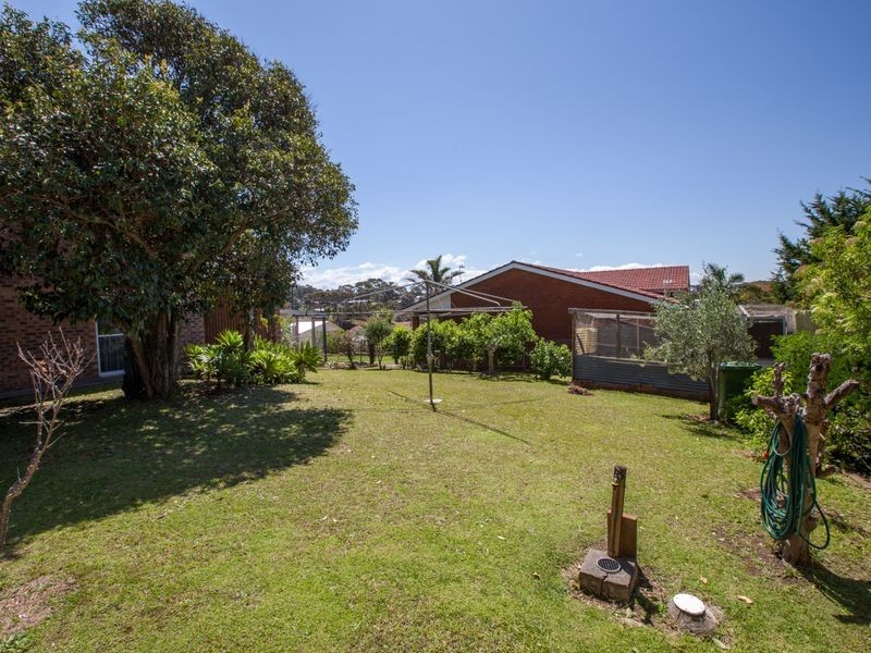 24 Boondi Street, Malua Bay NSW 2536