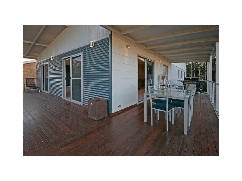 13 Sylvan Street, Malua Bay NSW 2536