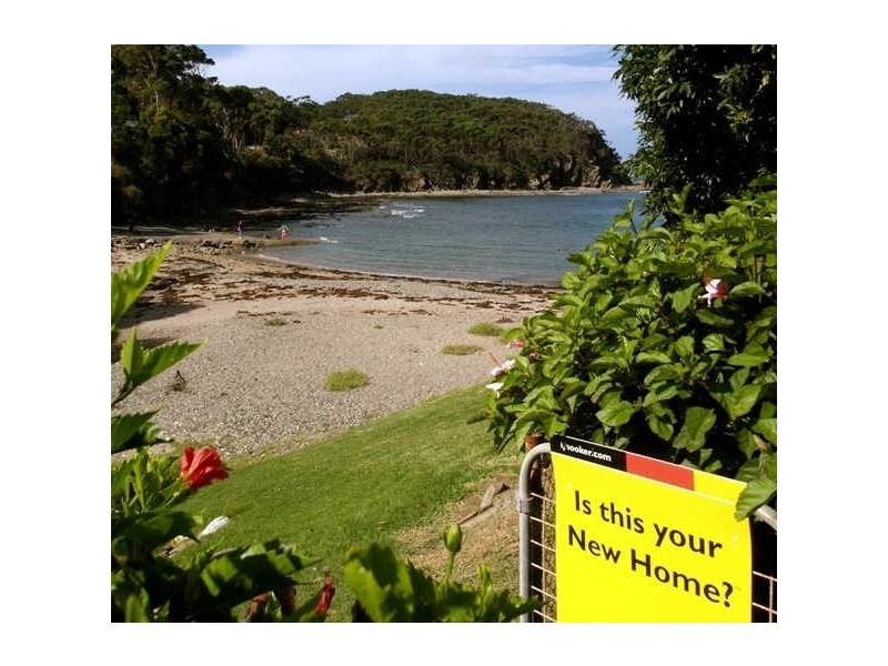 4 Iluka Avenue, Malua Bay NSW 2536