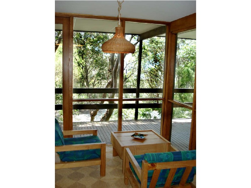 2 Cooks Crescent, Rosedale NSW 2536