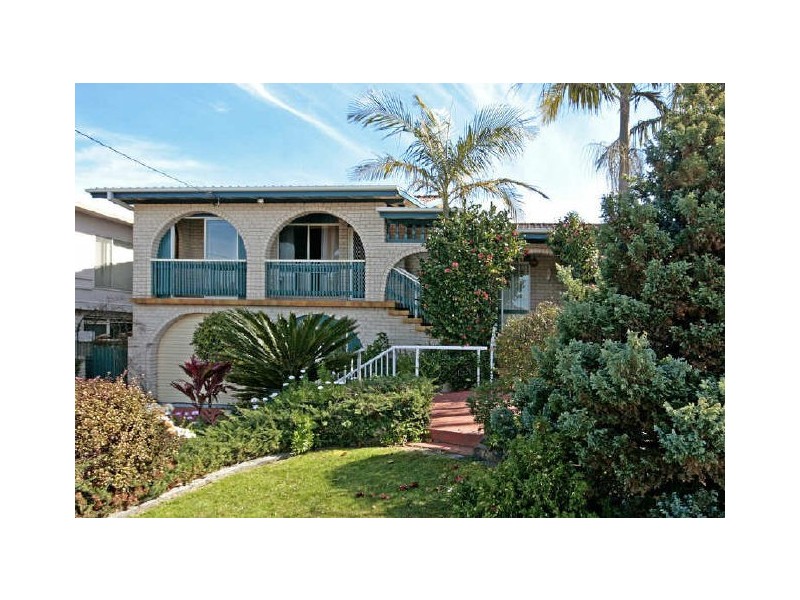 41 Iluka Avenue, Malua Bay NSW 2536