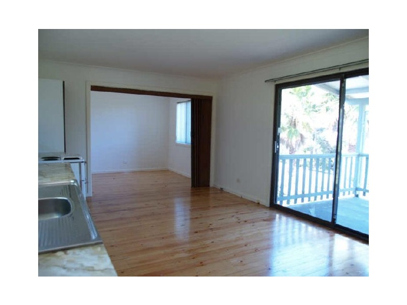 51 Iluka Avenue, Malua Bay NSW 2536