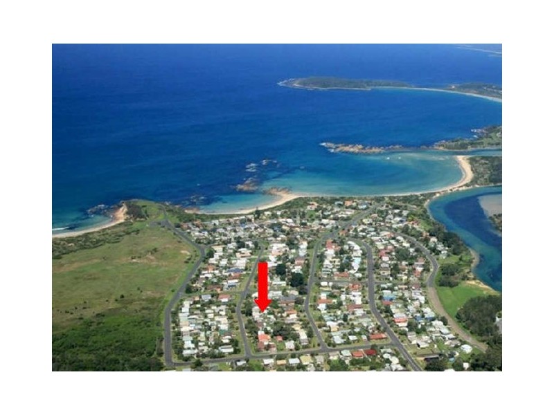 15 Deakin Parade, Tomakin NSW 2537