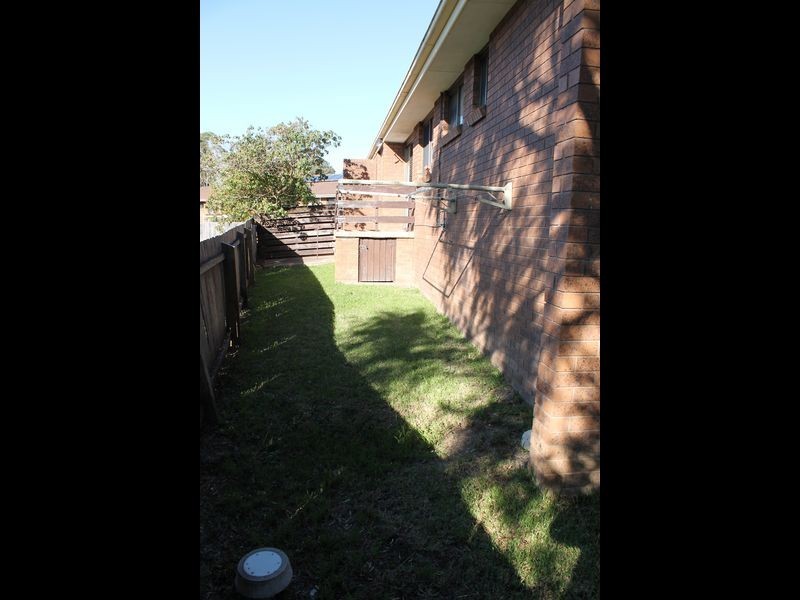 1/4 Eric Fenning Drive, Surf Beach NSW 2536