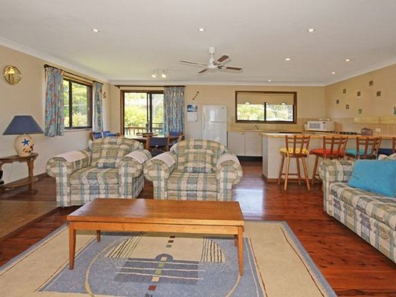 16 Endeavour Avenue, Lilli Pilli NSW 2536