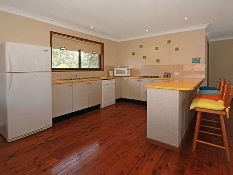 16 Endeavour Avenue, Lilli Pilli NSW 2536