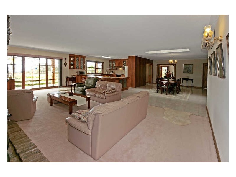 3 Nicholas Grove, Rosedale NSW 2536