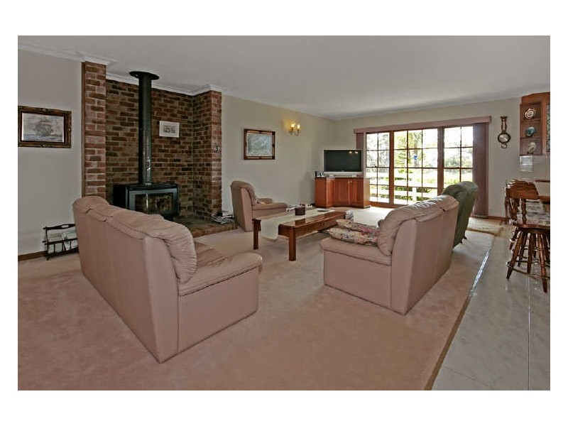 3 Nicholas Grove, Rosedale NSW 2536