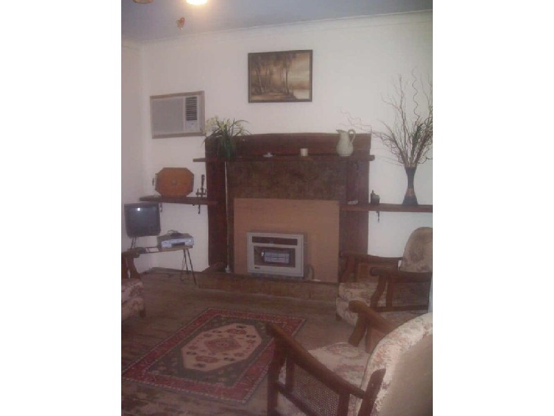11 Napier Street, Condobolin NSW 2877