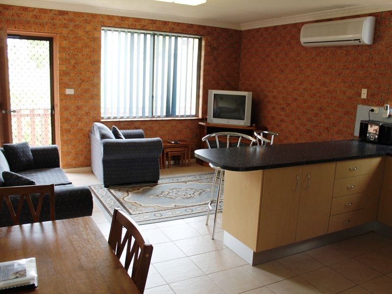 393 George Bass Dr, Malua Bay NSW 2536