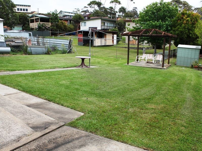 393 George Bass Dr, Malua Bay NSW 2536