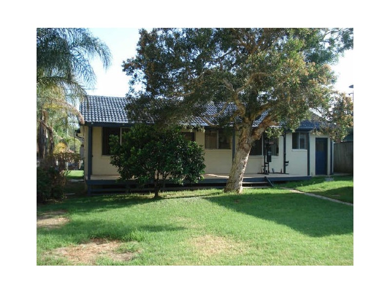 11 Hillview Place, Sunshine Bay NSW 2536