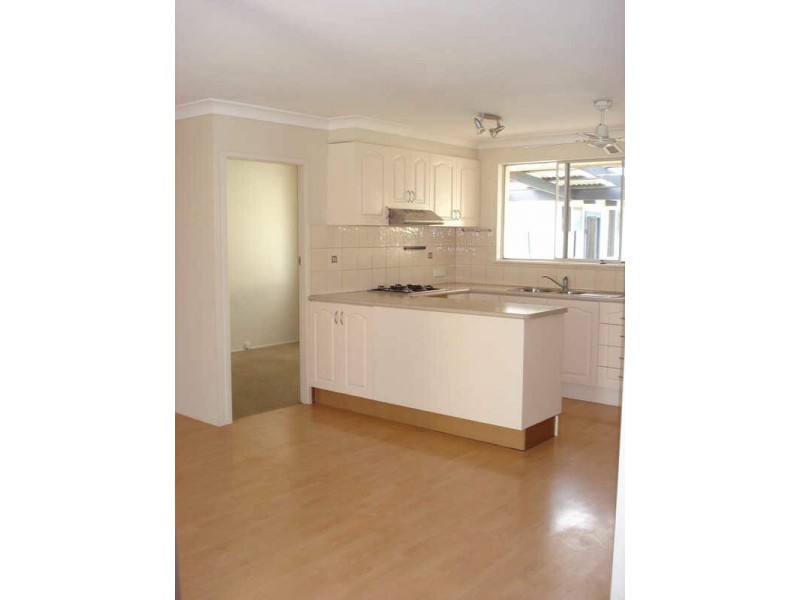 11 Hillview Place, Sunshine Bay NSW 2536