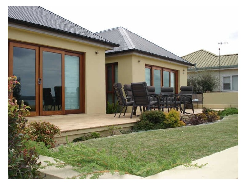 398 Beach Road, Sunshine Bay NSW 2536