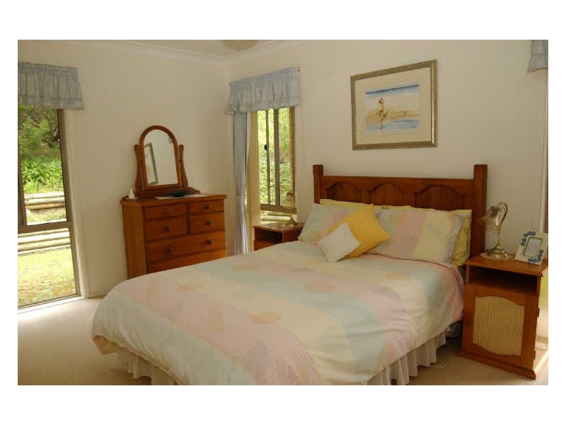 33 Forest Lake Close, Turlinjah NSW 2537
