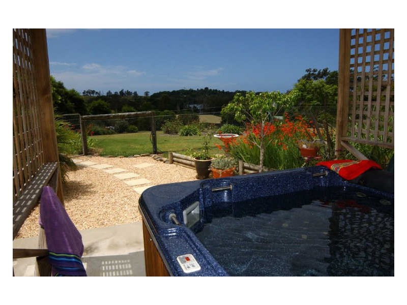 33 Forest Lake Close, Turlinjah NSW 2537