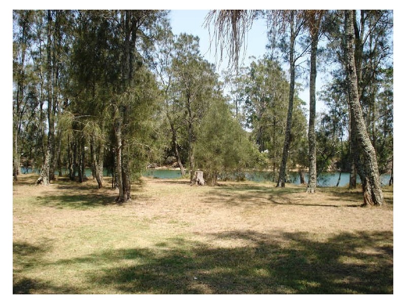 Unit 9 “The Moorings” 2152 George Bass Drive, Tomakin NSW 2537