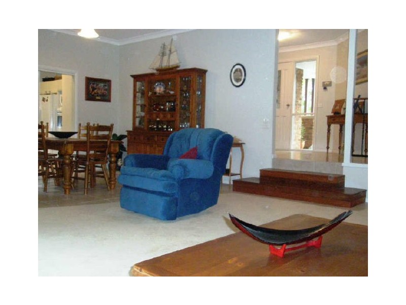 5 Burri Palm Way, Surfside NSW 2536