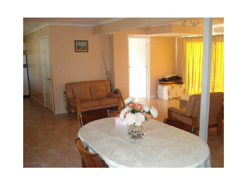 11 Hawks Nest Place, Surfside NSW 2536