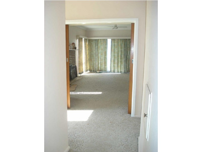 106 Beach Road, Batemans Bay NSW 2536