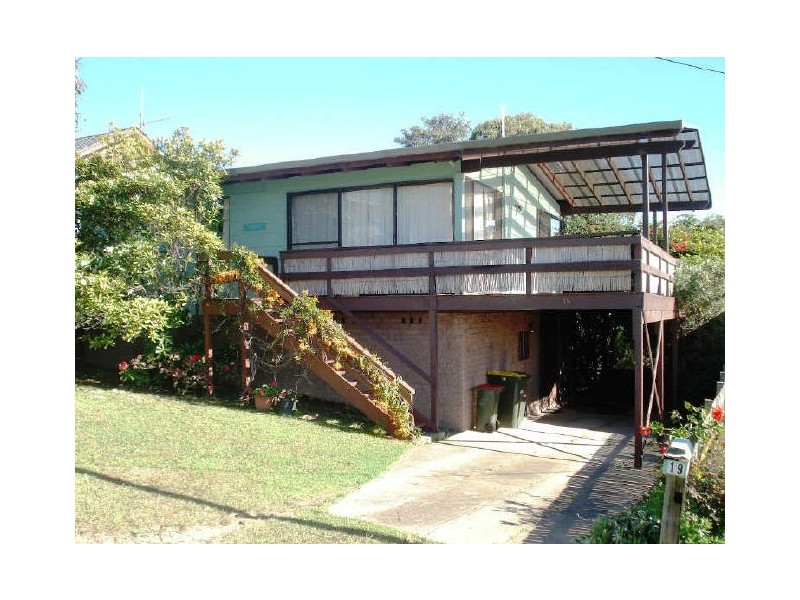 19 Boondi Street, Malua Bay NSW 2536