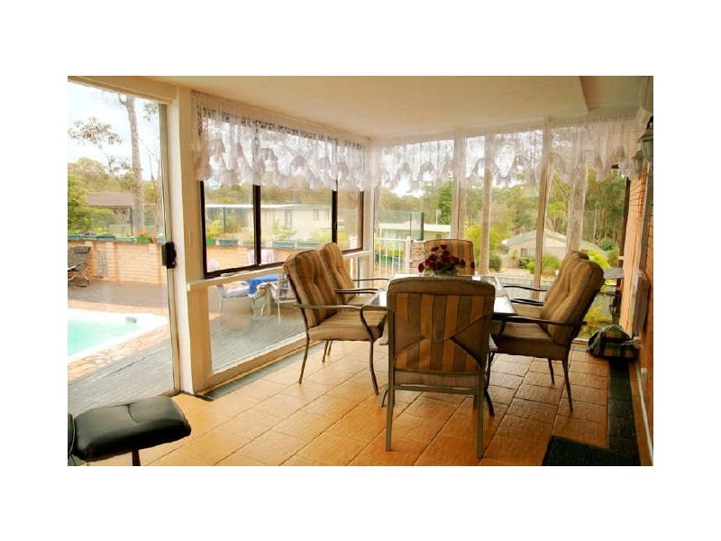 2A Barbara Crescent, Denhams Beach NSW 2536