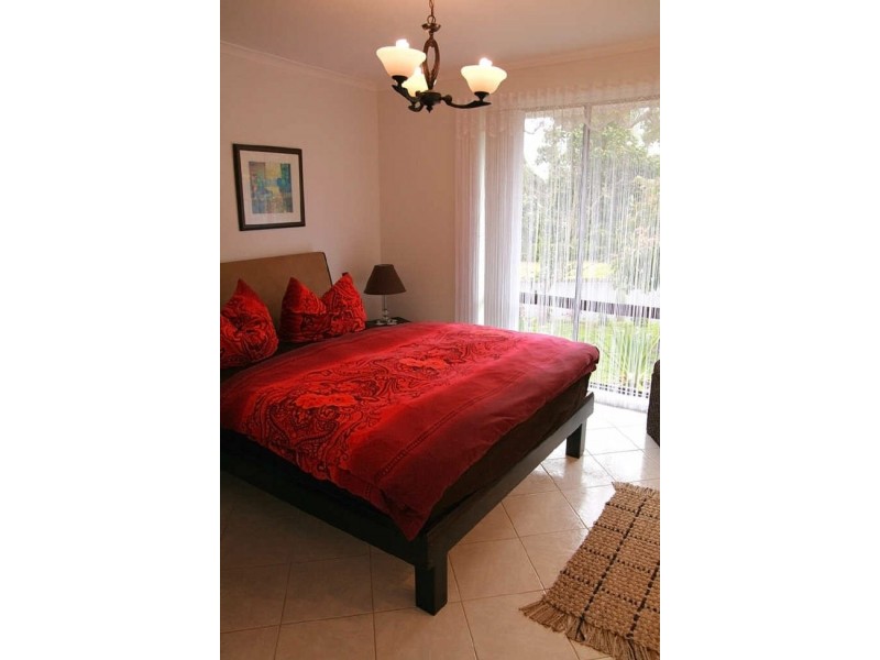 2A Barbara Crescent, Denhams Beach NSW 2536