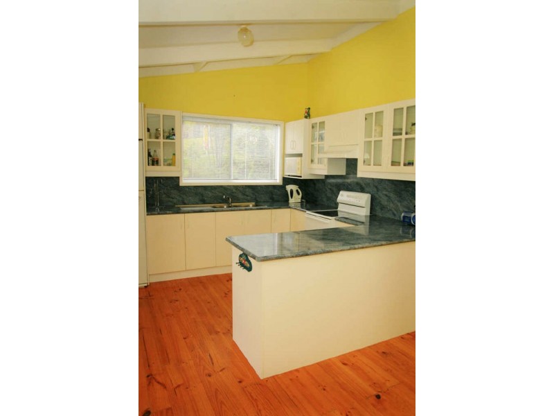 69 Forest Parade, Tomakin NSW 2537