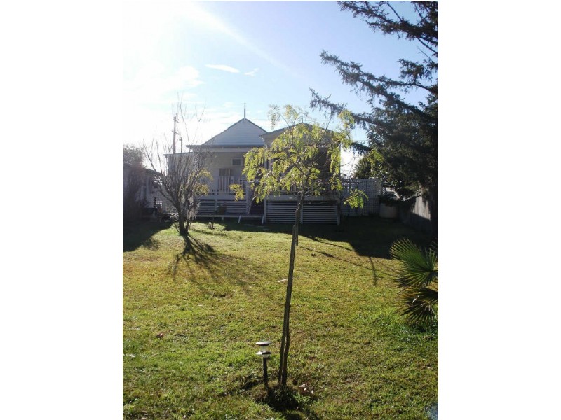 390-392 Beach Road, Batehaven NSW 2536