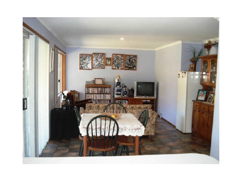 18 Hume Road, Surf Beach NSW 2536