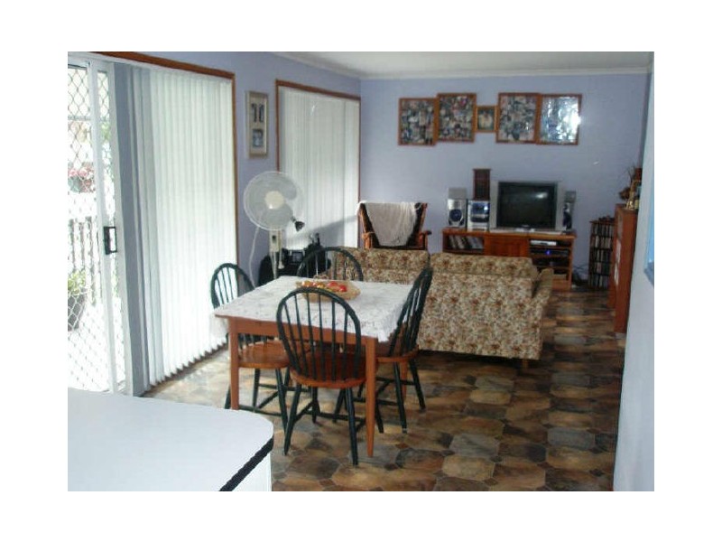 18 Hume Road, Surf Beach NSW 2536