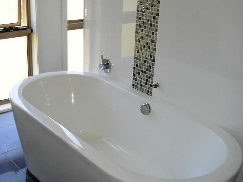 85 Ridge Avenue, Malua Bay NSW 2536