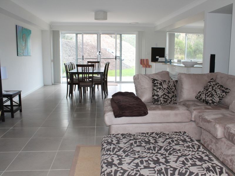 1 Banksia Grove, Malua Bay NSW 2536
